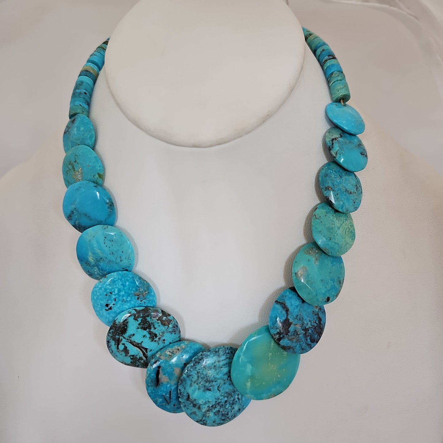 Turquoise disk necklace