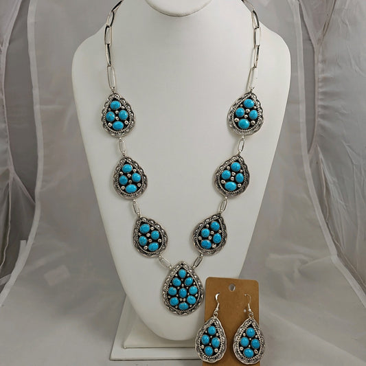 Teardrop lariat necklace with matching earrings
