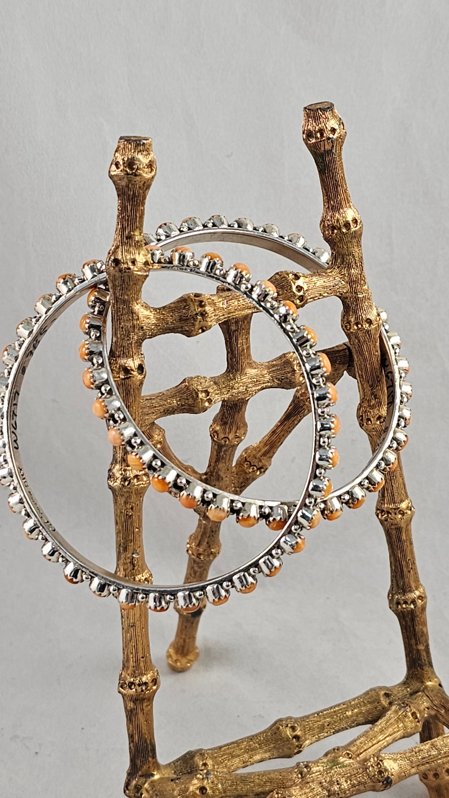 Spiney oyster snake eye bangle bracelet