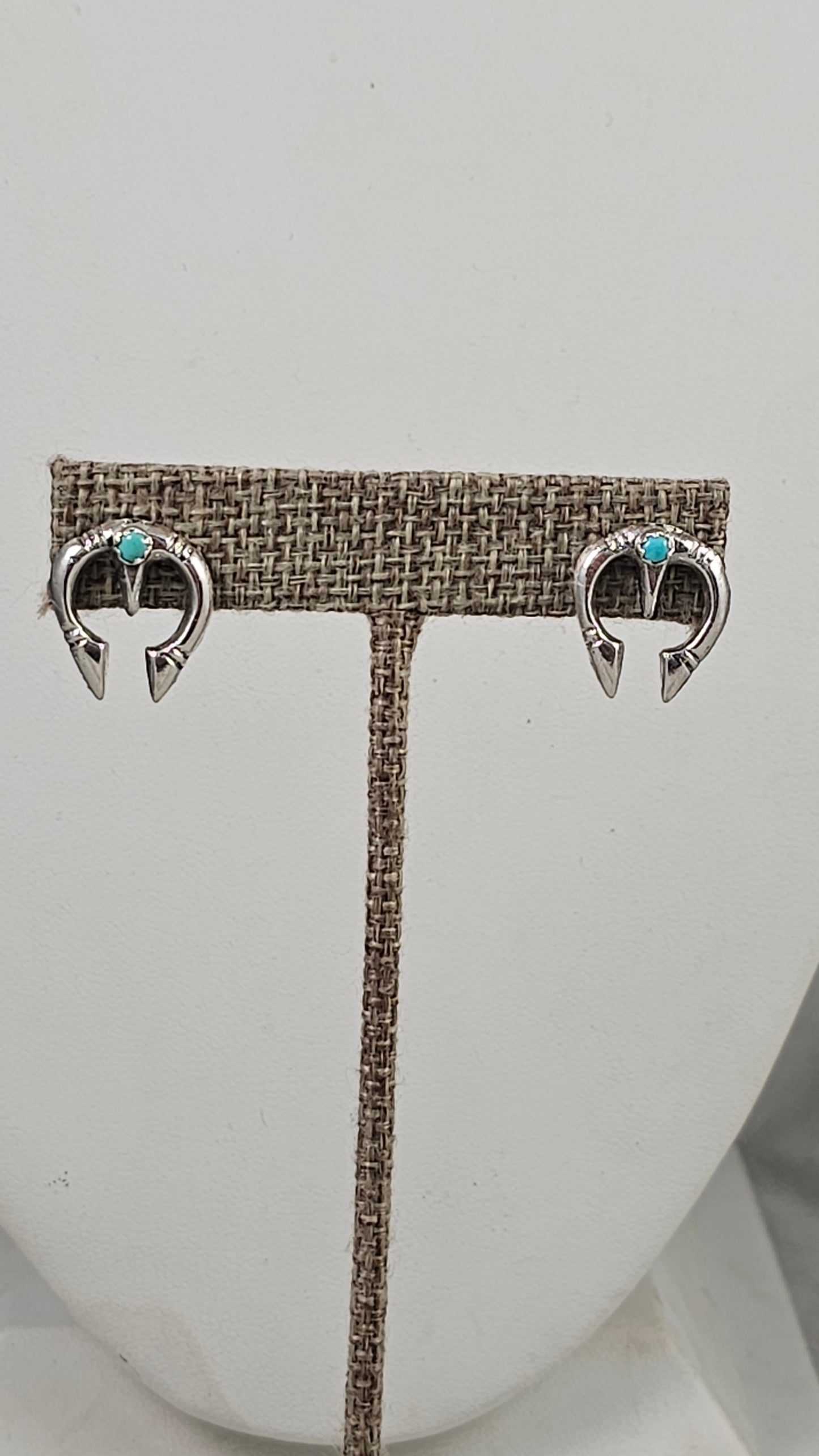 Naja earrings