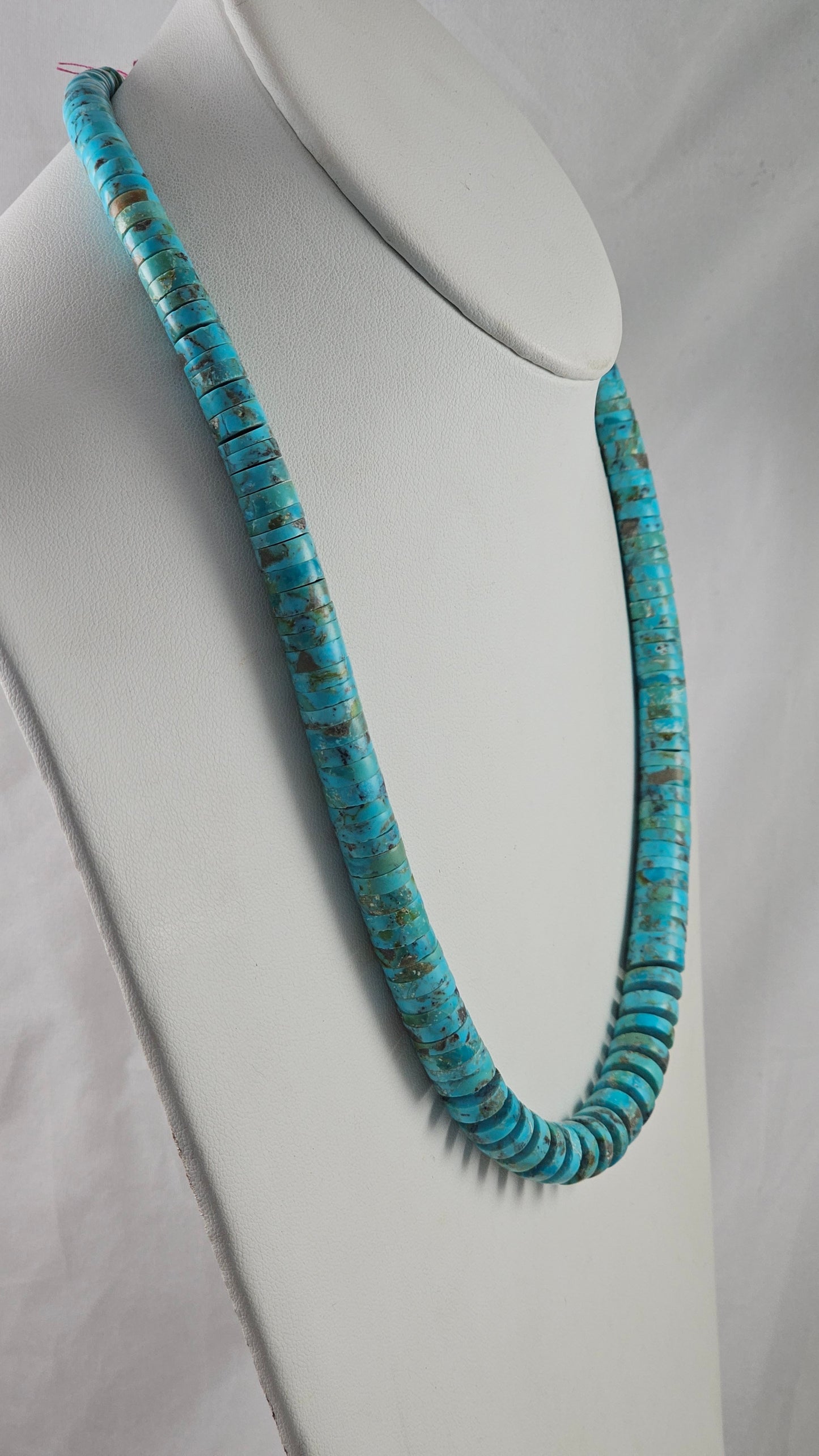 Lupe Lovato Santo Domingo turquoise heshi necklace 22"