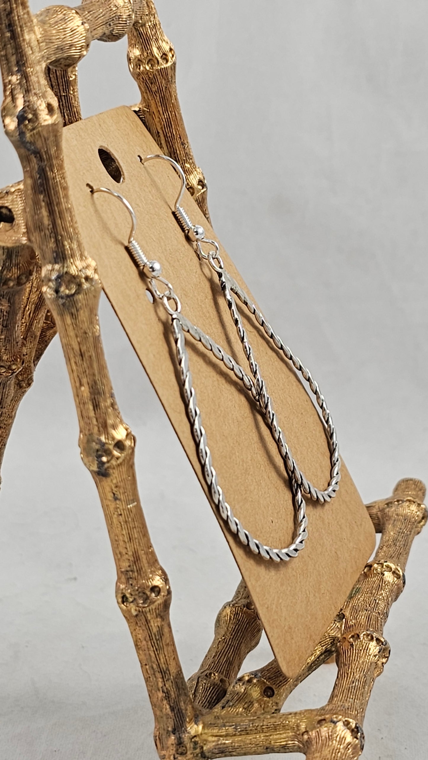 Twisted teardrop hoop earrings