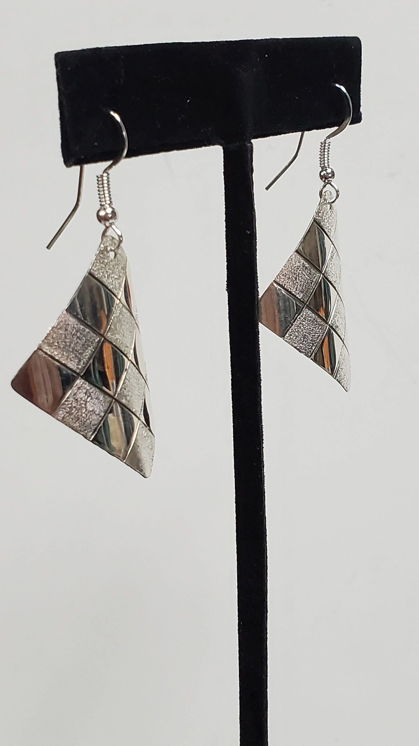 1" Race Flags - Albuquerque Pawn Shop