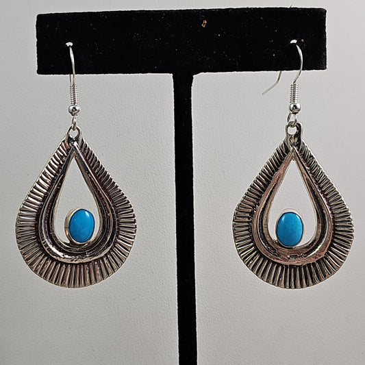 Teardrop earrings