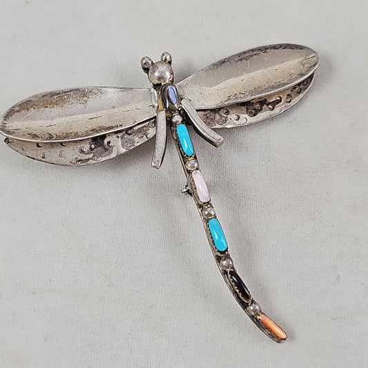 Vintage dragonfly pin/pendant
