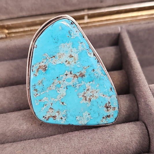 Wavy turquoise ring