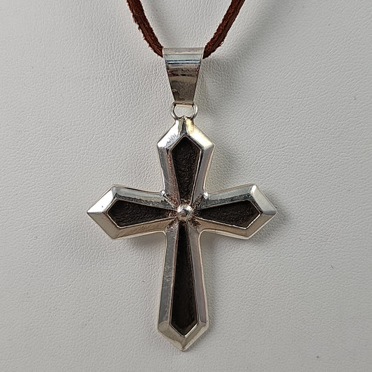 Cross pendant