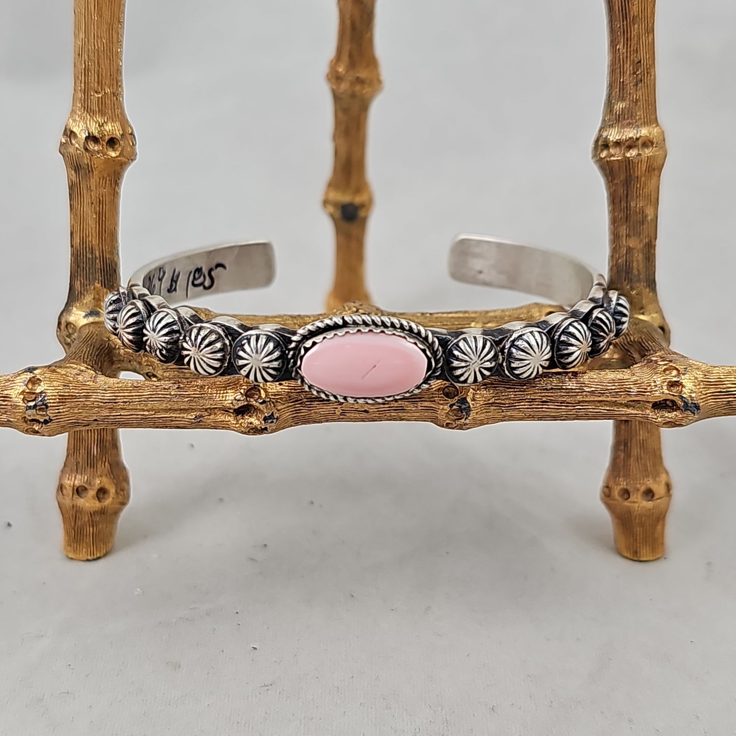 Pink Conch shell button bracelet