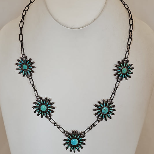 Zuni needlepoint turquoise necklace