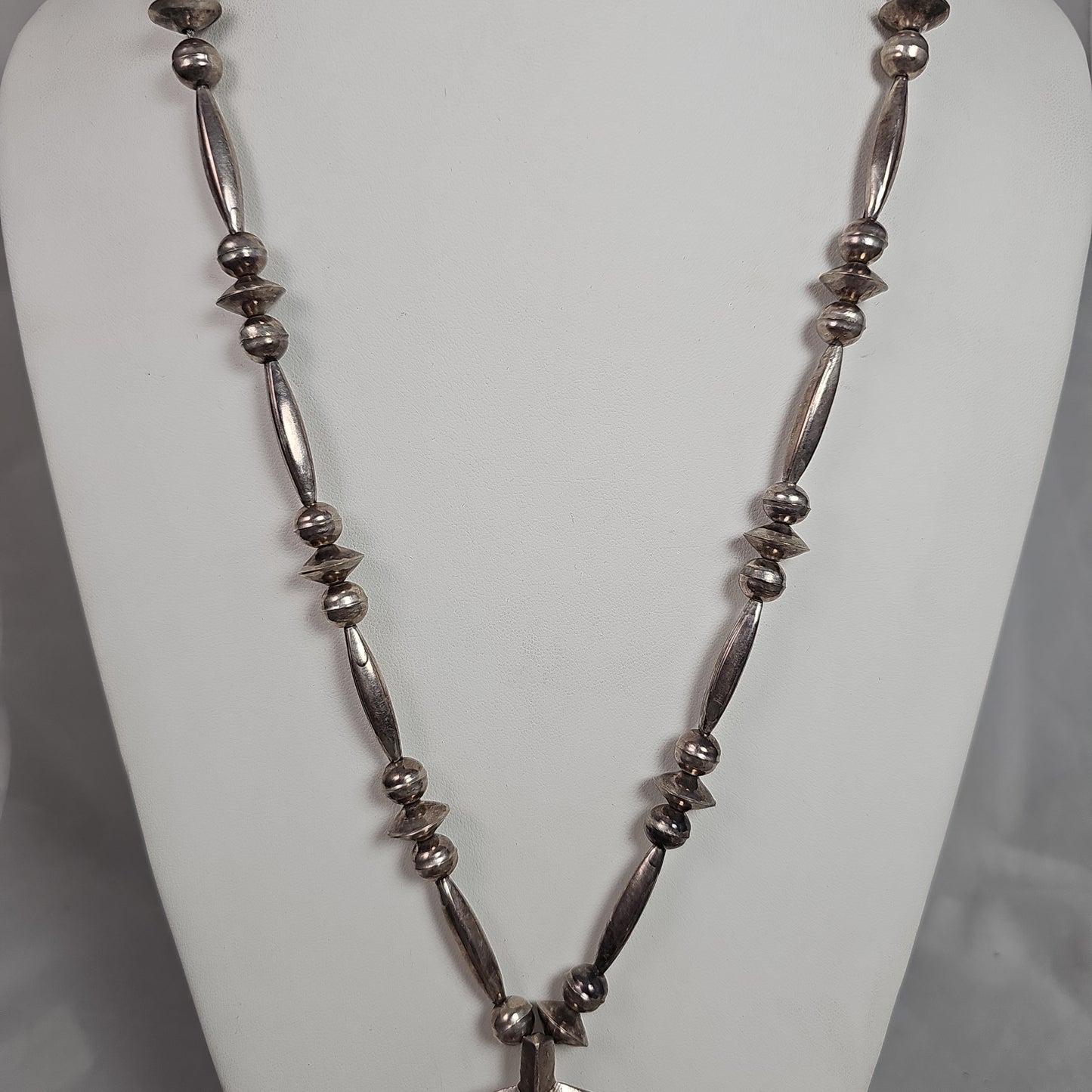 Naja necklace