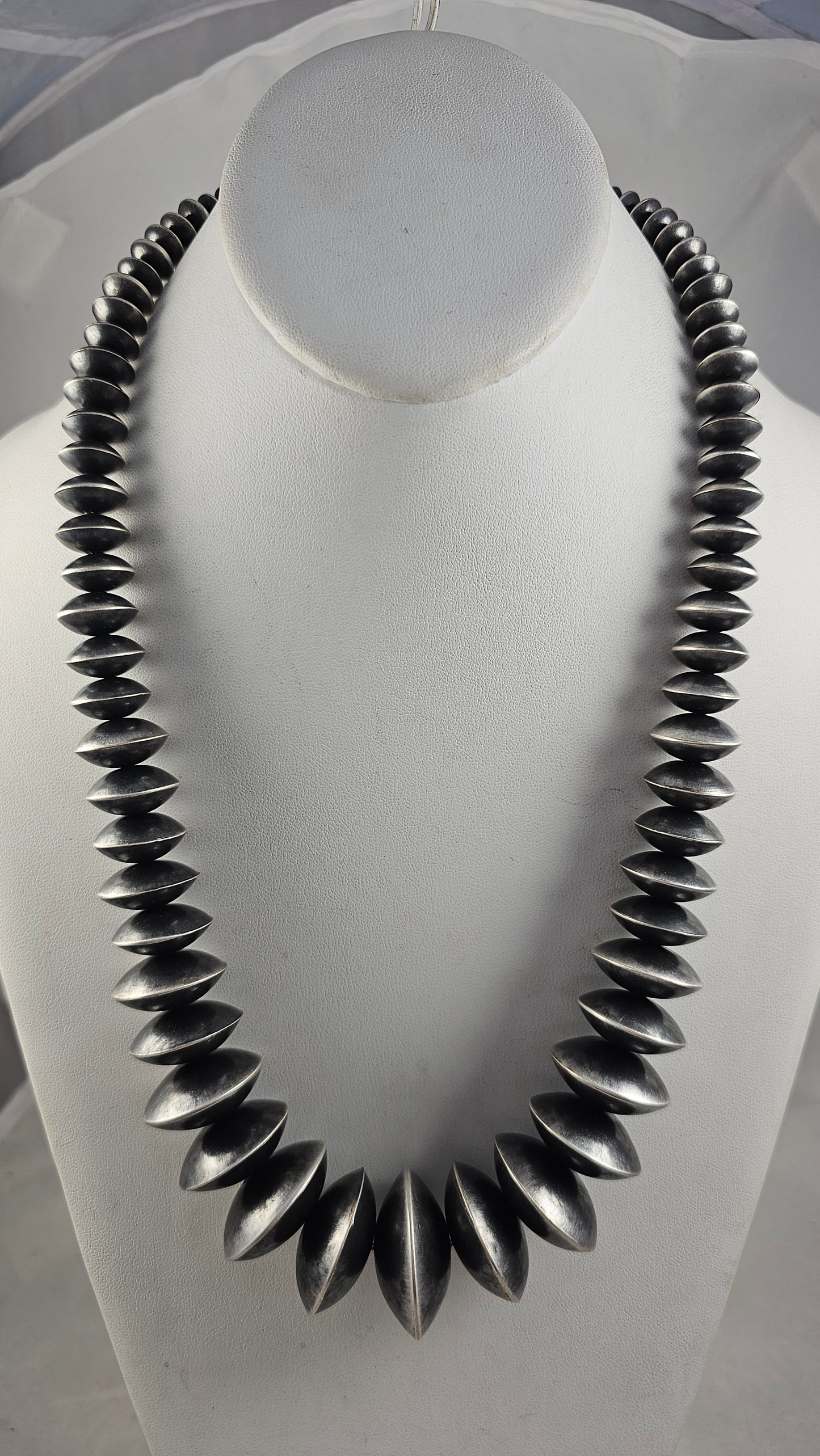 Navajo saucer pearl necklace