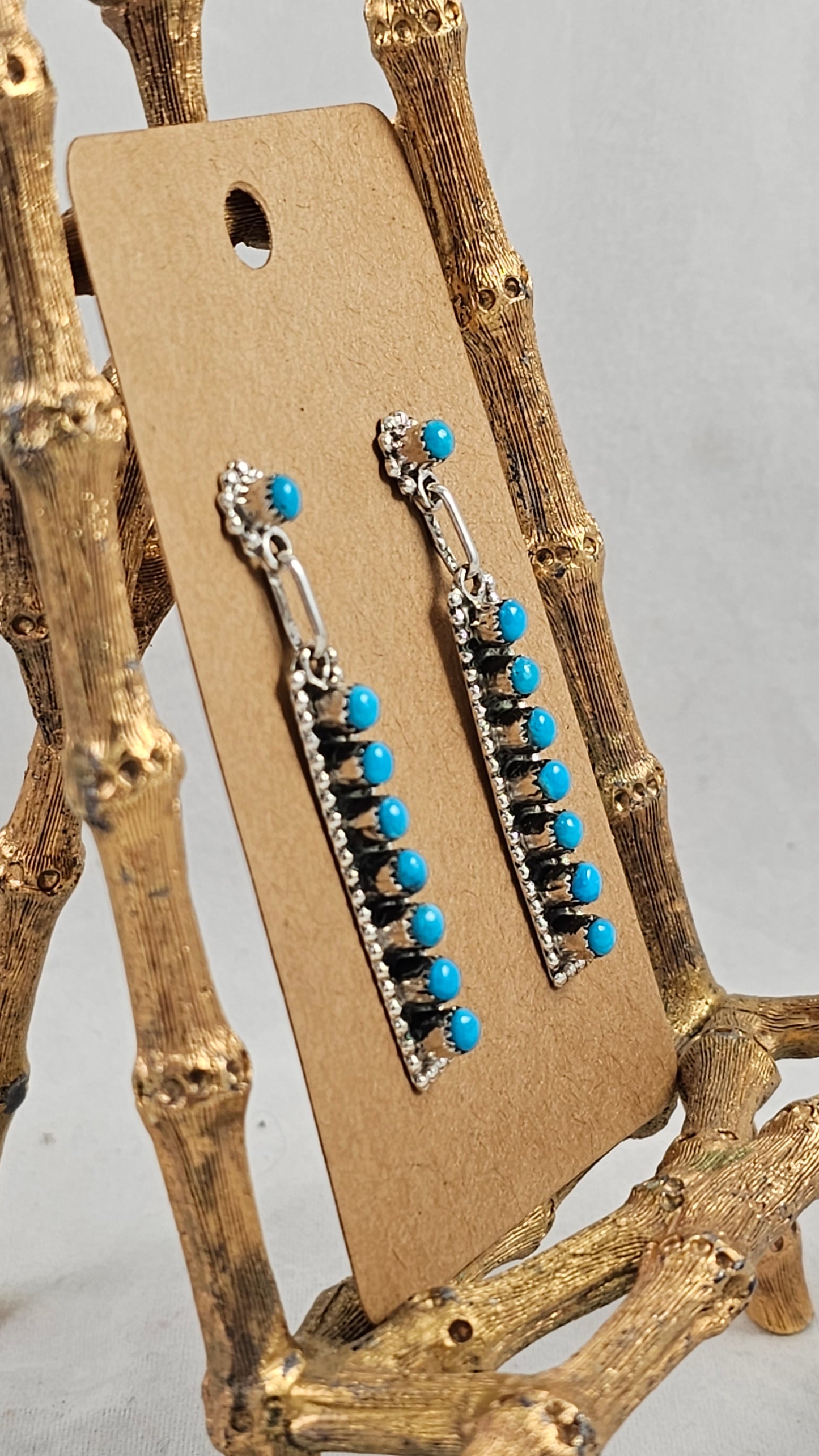 Snake eye bar earrings