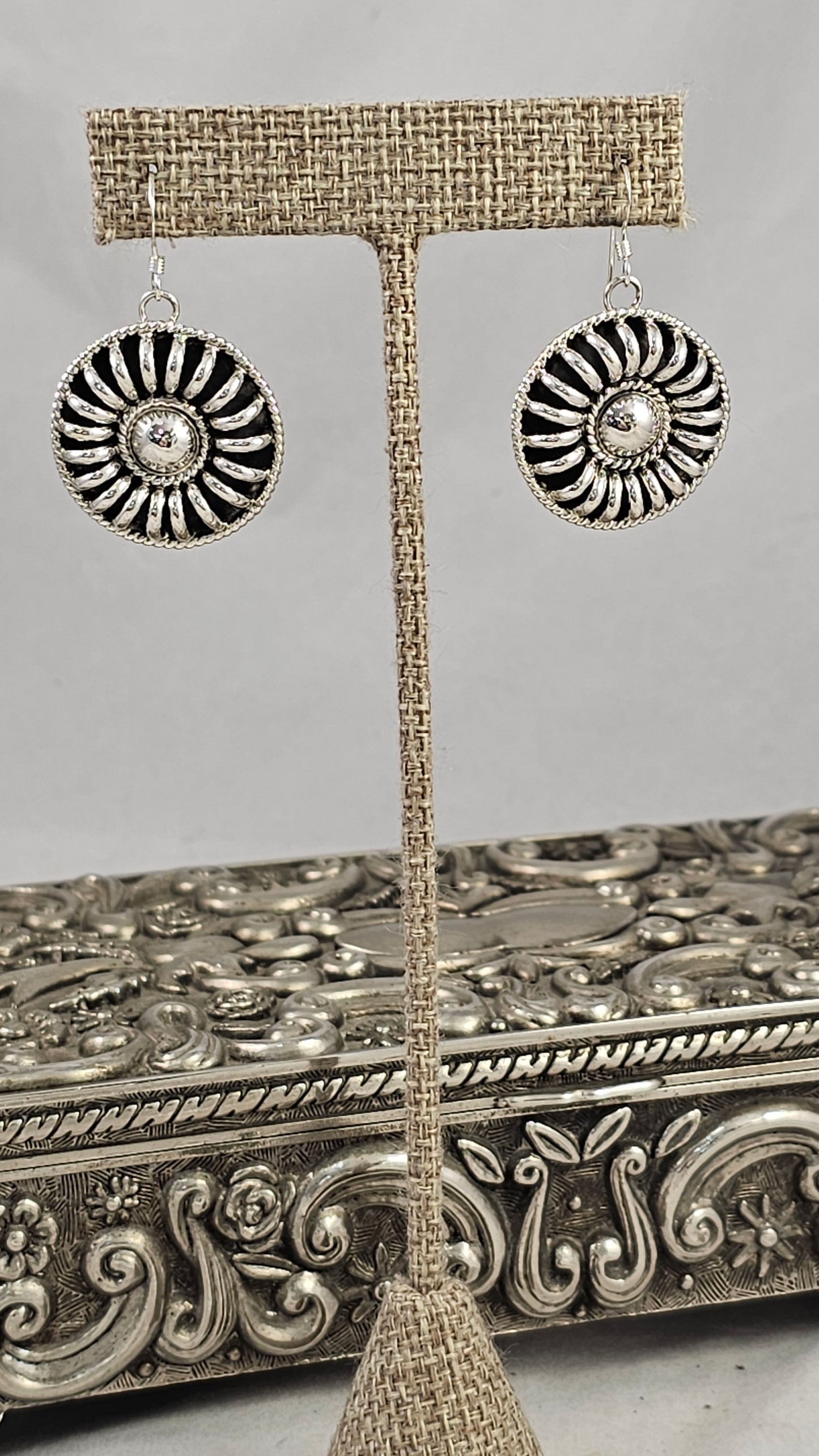 Bundt cake earrings