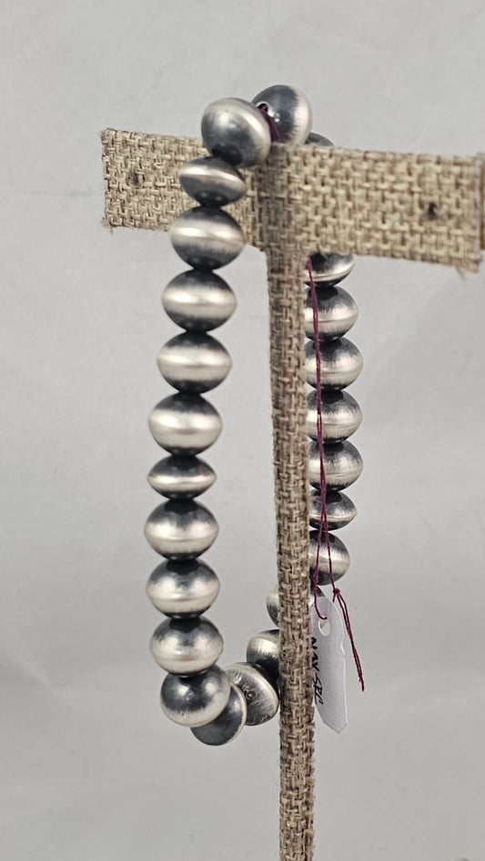 Navajo pearl stretch bracelet