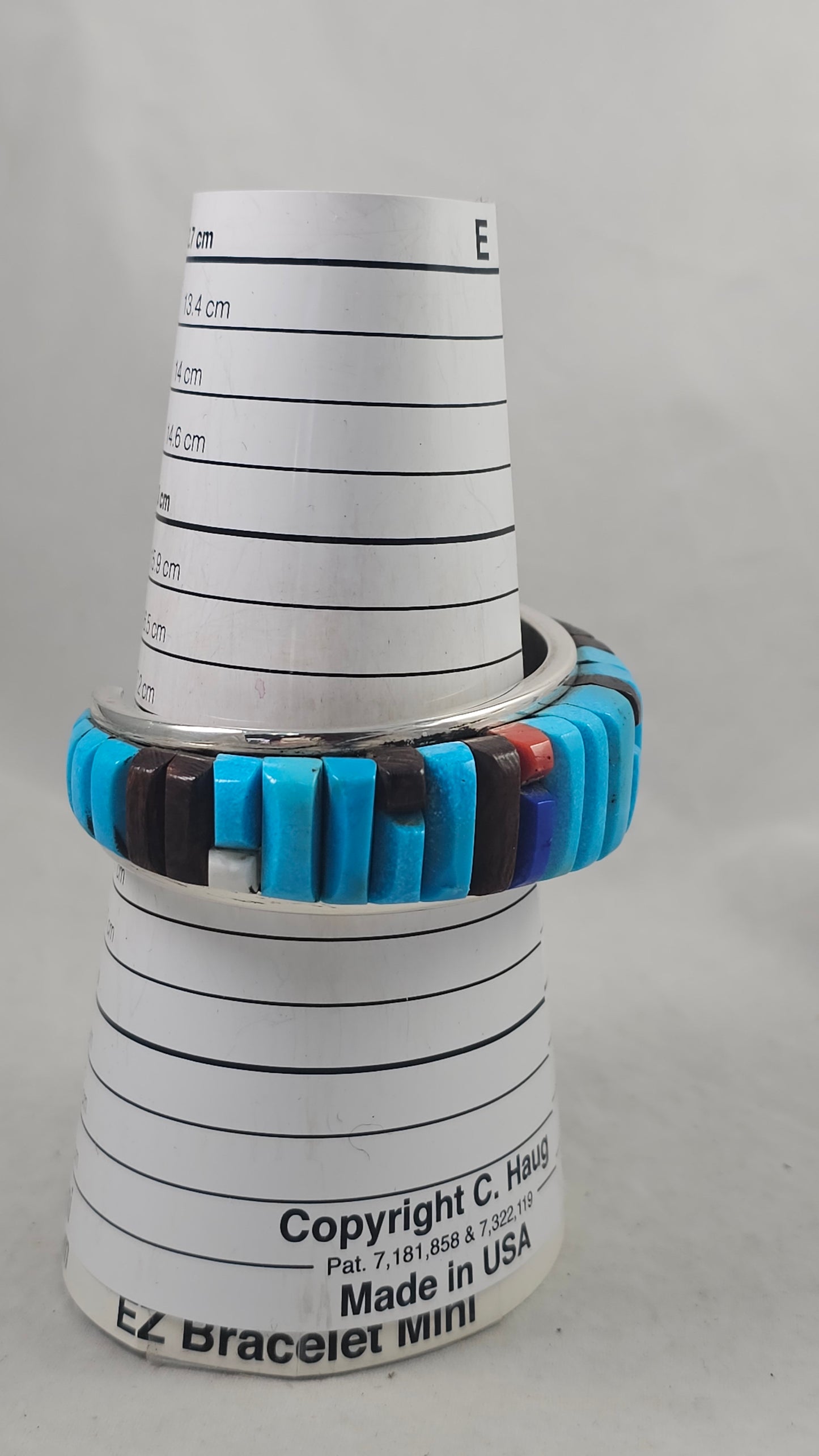 Chimney Butte geometric design turquoise cuff bracelet.