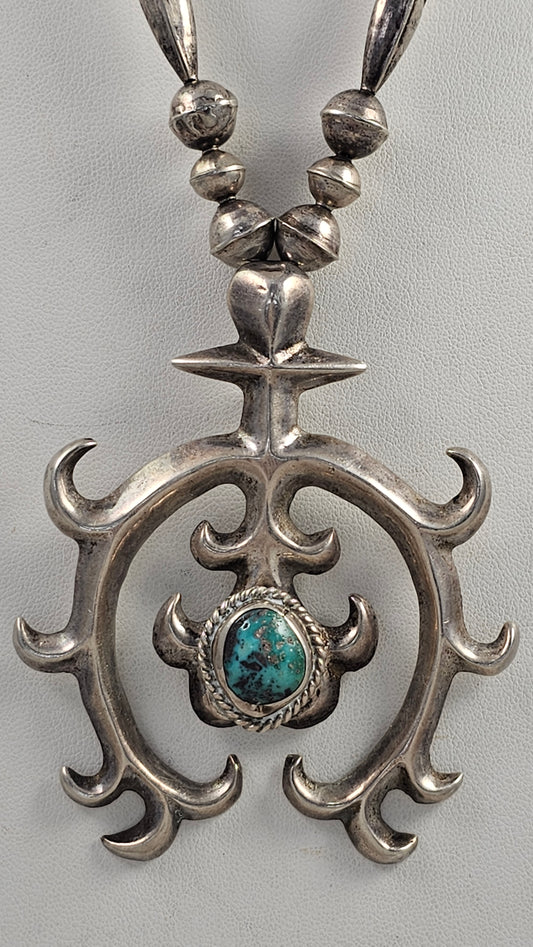 Naja necklace