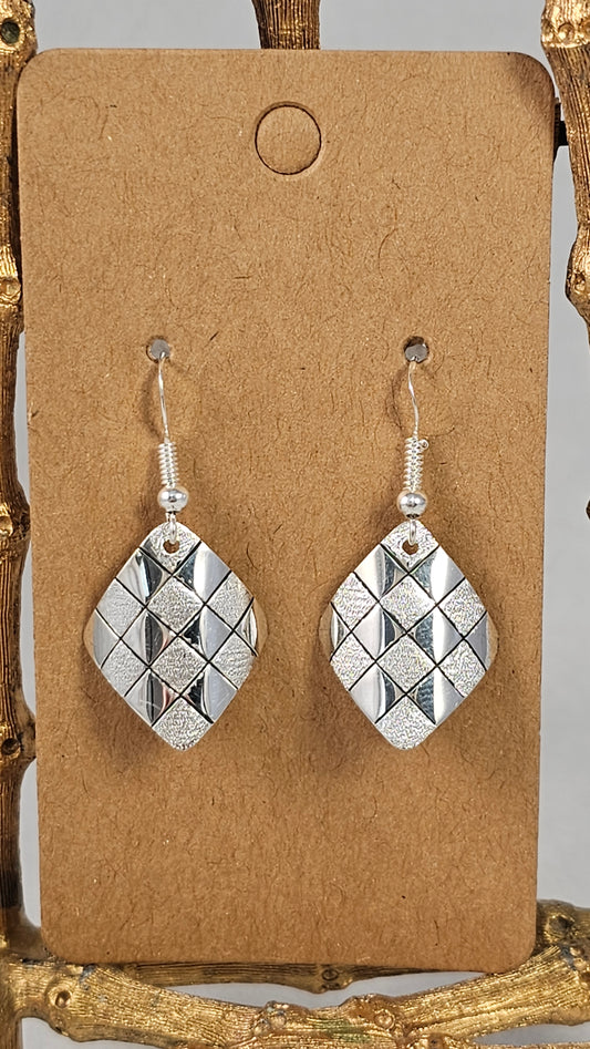 Checkerd Flag earrings