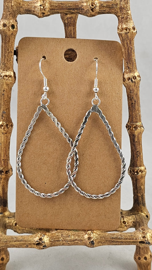 Twisted teardrop hoop earrings