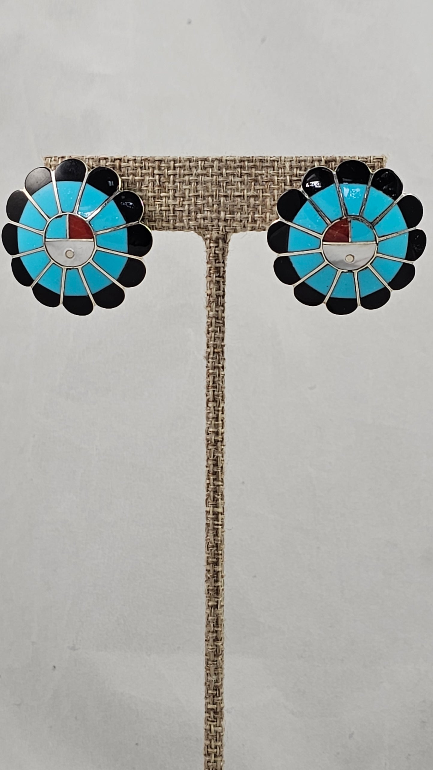 Vintage Zuni sunface earrings