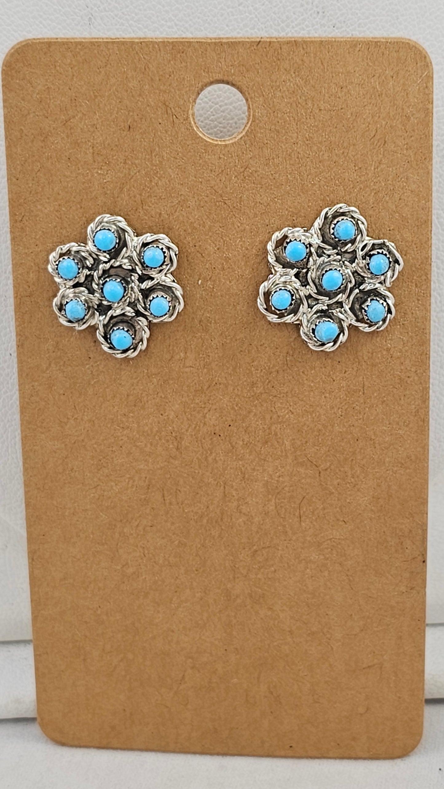 Cluster stud earrings