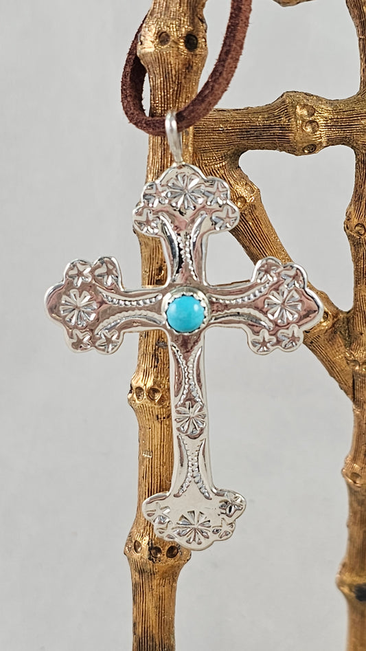 Cross pendant