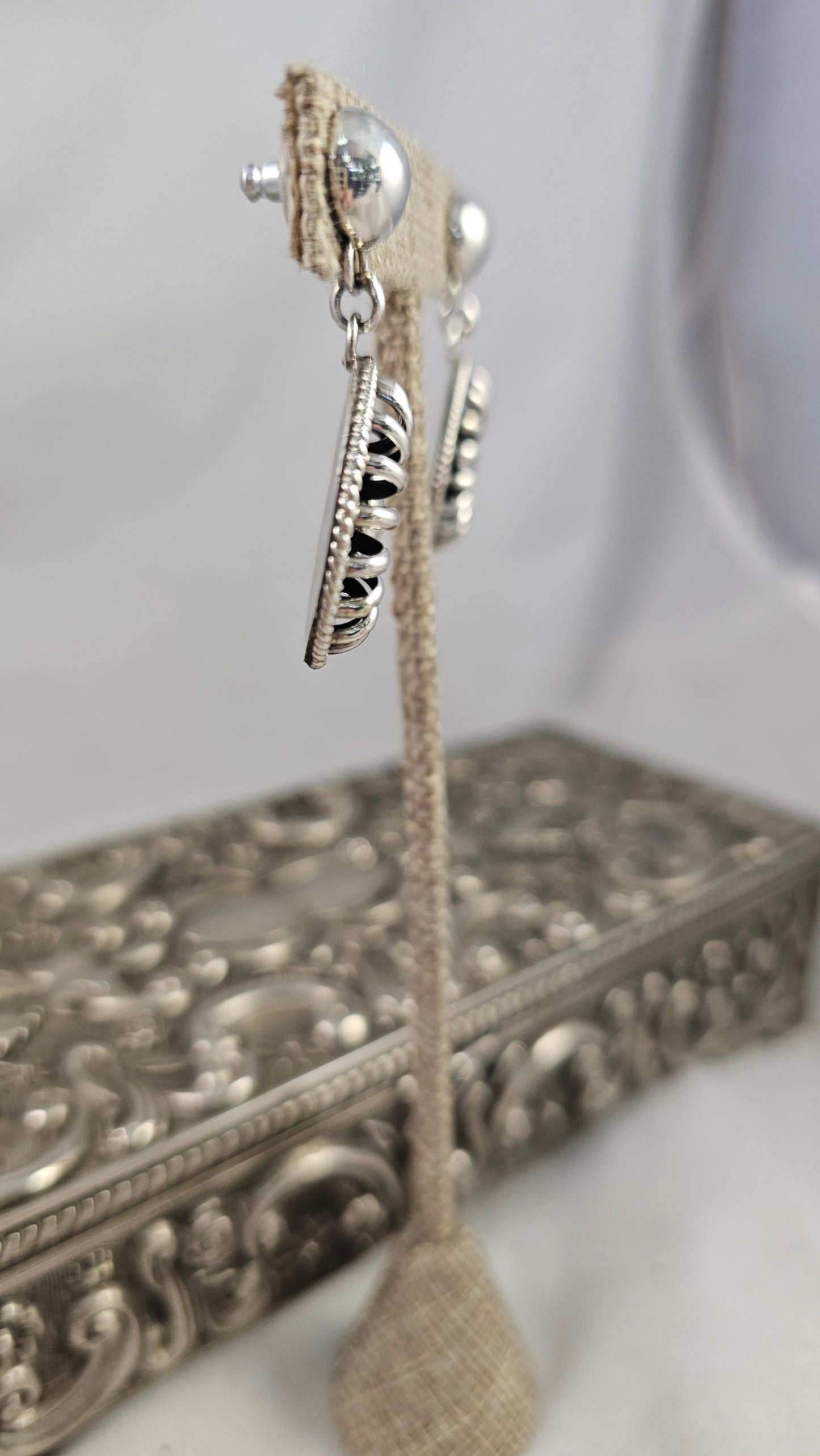 Bundt cake earrings