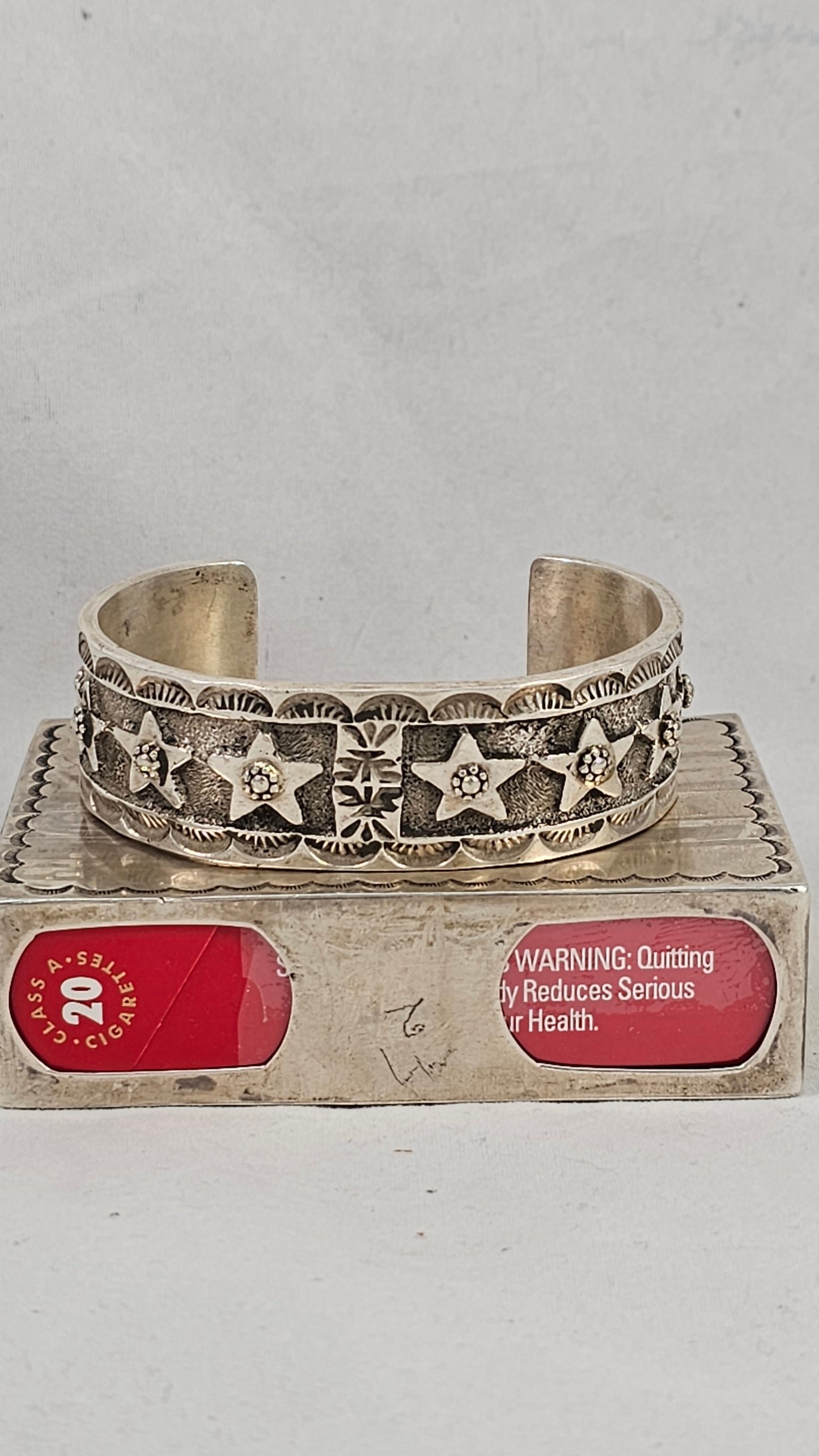 Heavy Star Cuff