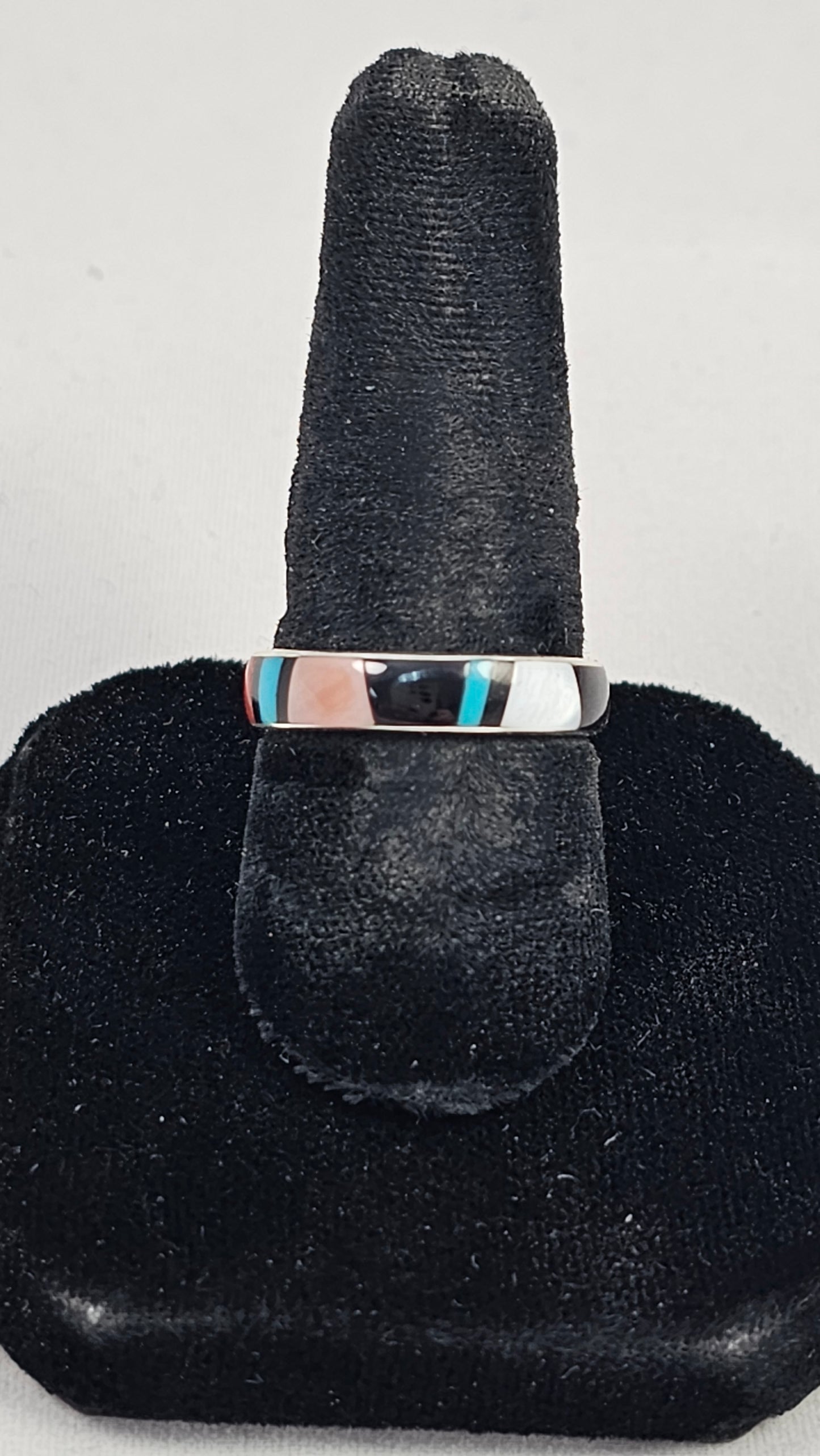 Multistone inlay band
