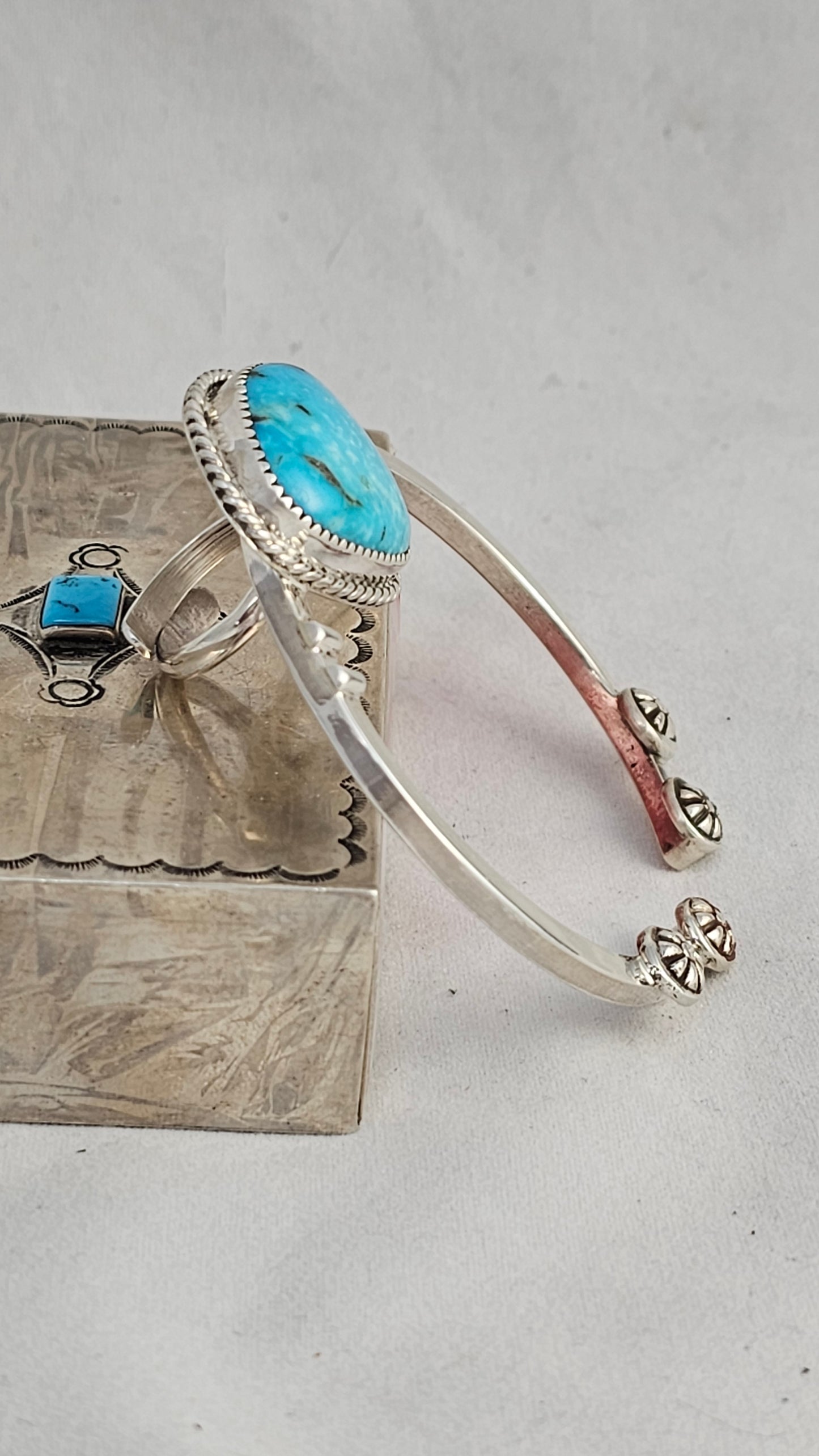 Naja wild rag holder turquoise & sterling