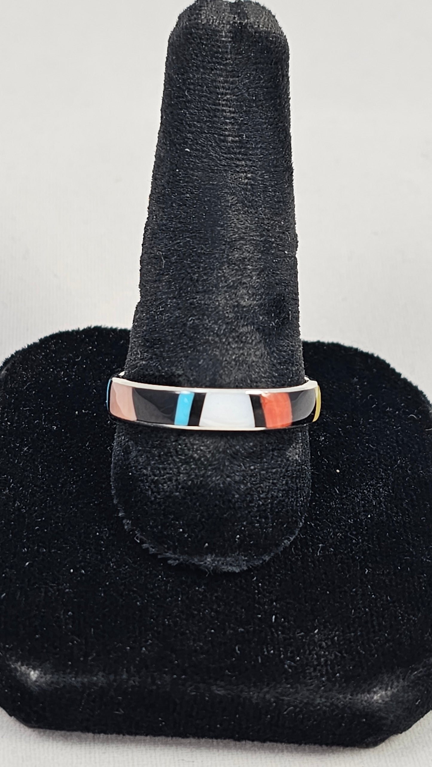 Multistone inlay band
