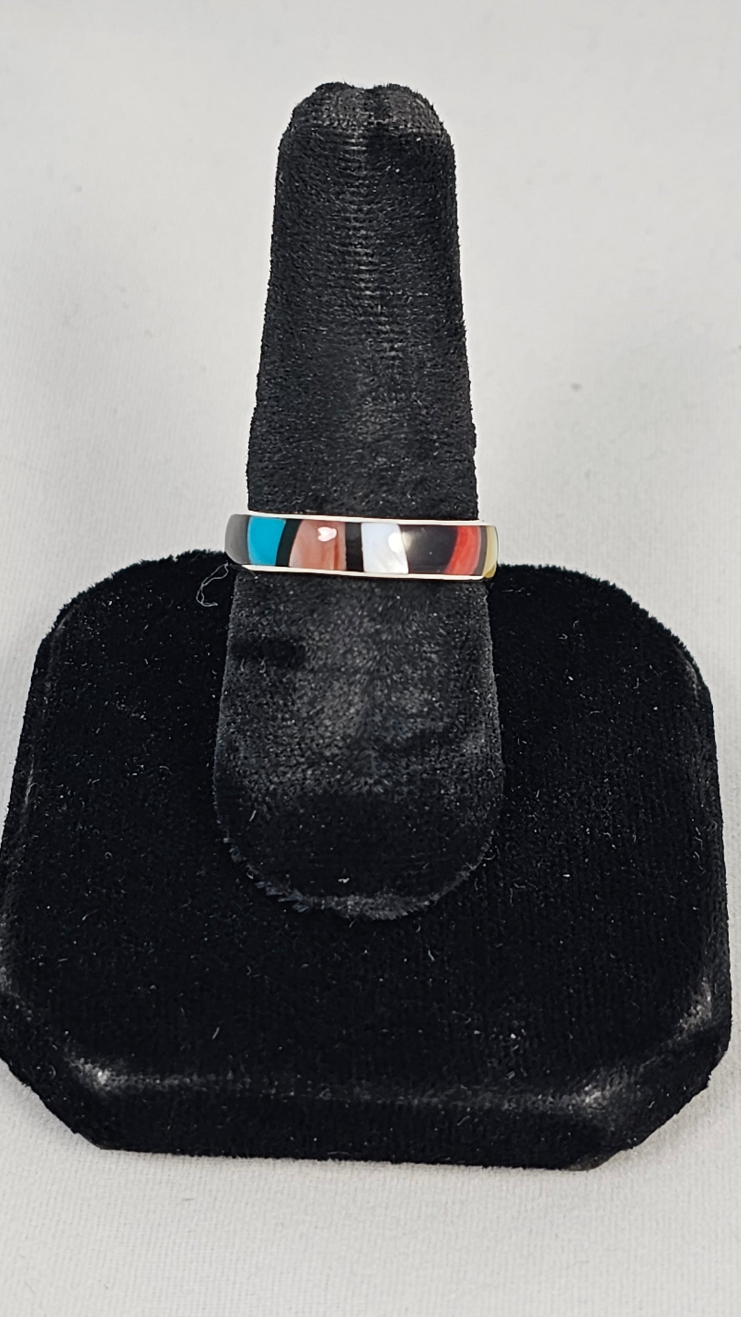 Multistone inlay band