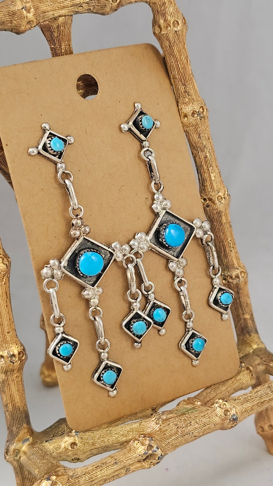 Chandelier earrings