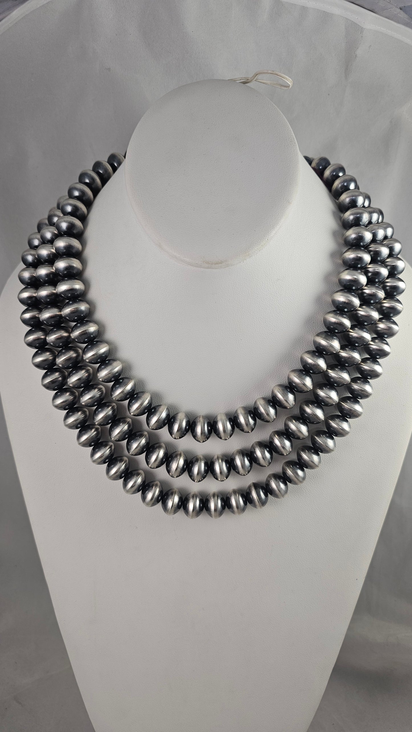 Navajo pearl necklace 60" 12.5mm