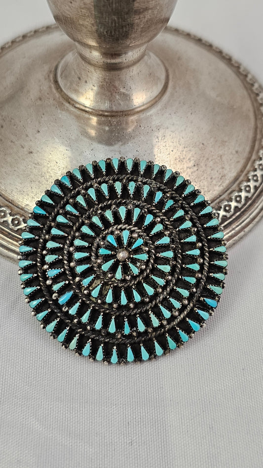 Vintage petit-point turquoise pendant/pin