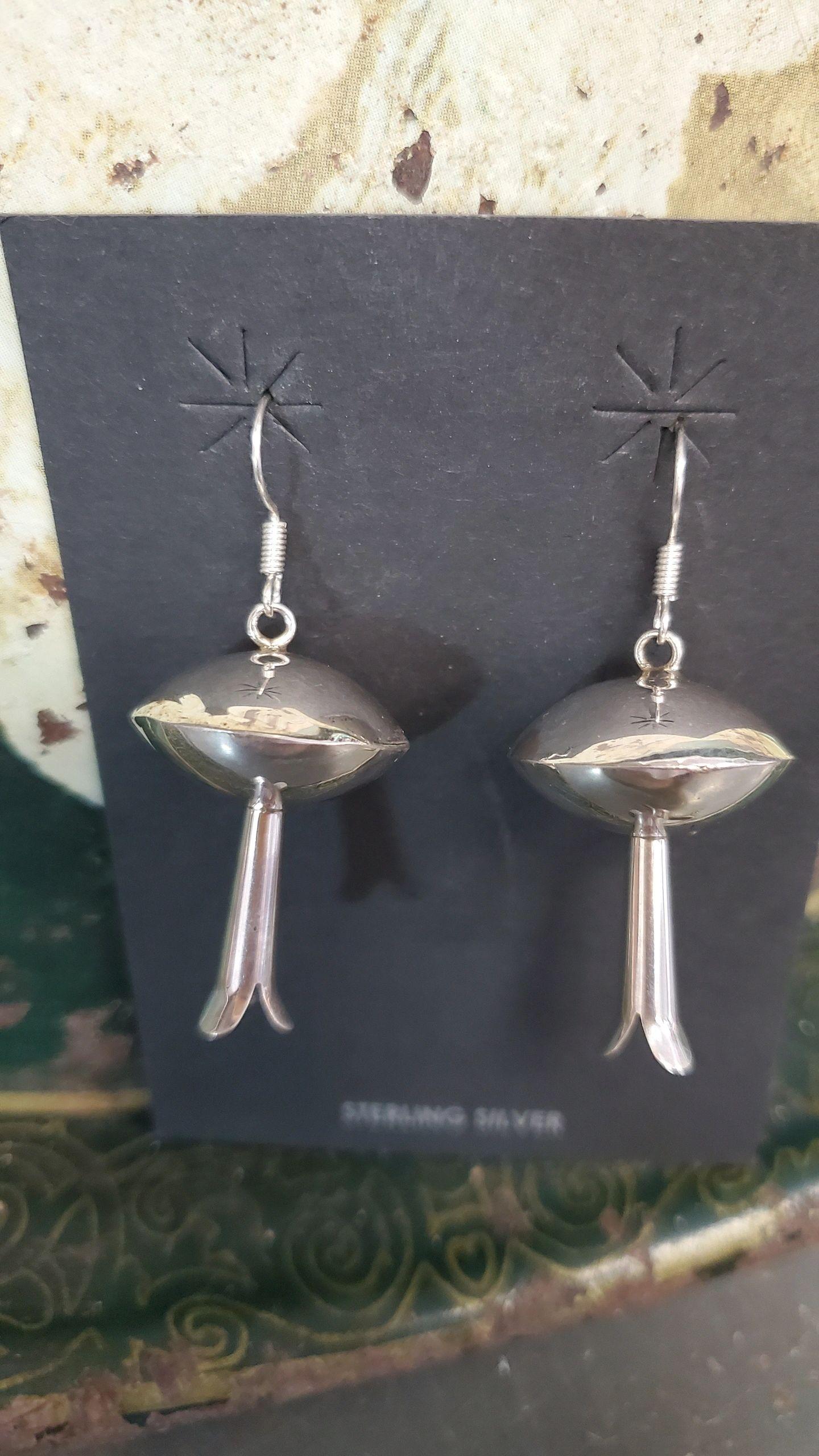Saucer Blossom earrings - Albuquerque Pawn Shop