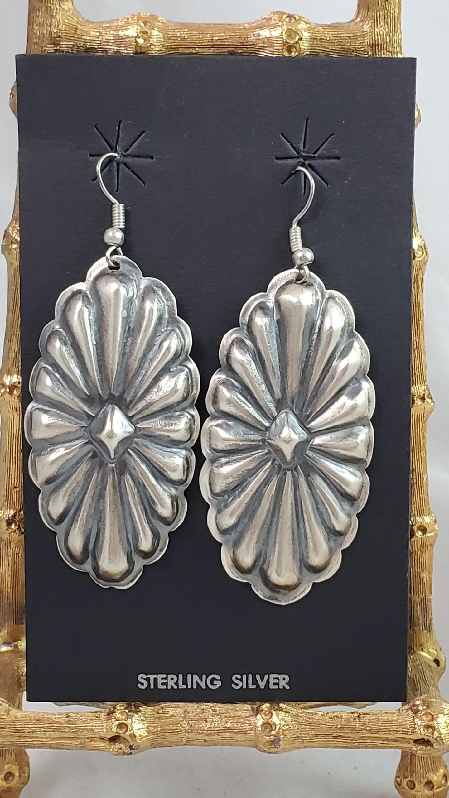 Scalloped oval concho earrings - Albuquerque Pawn Shop
