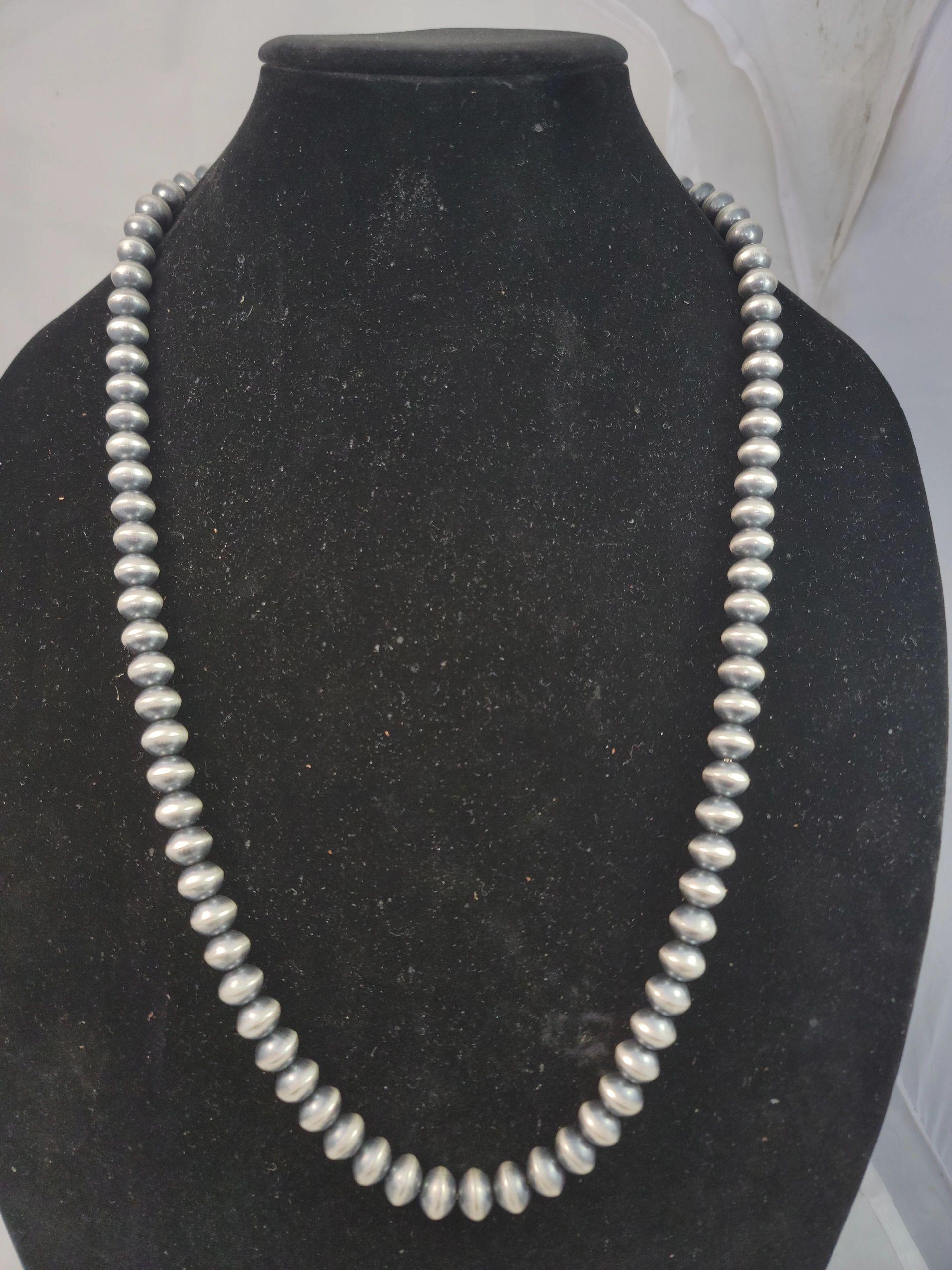 30" Navajo pearls - Albuquerque Pawn Shop